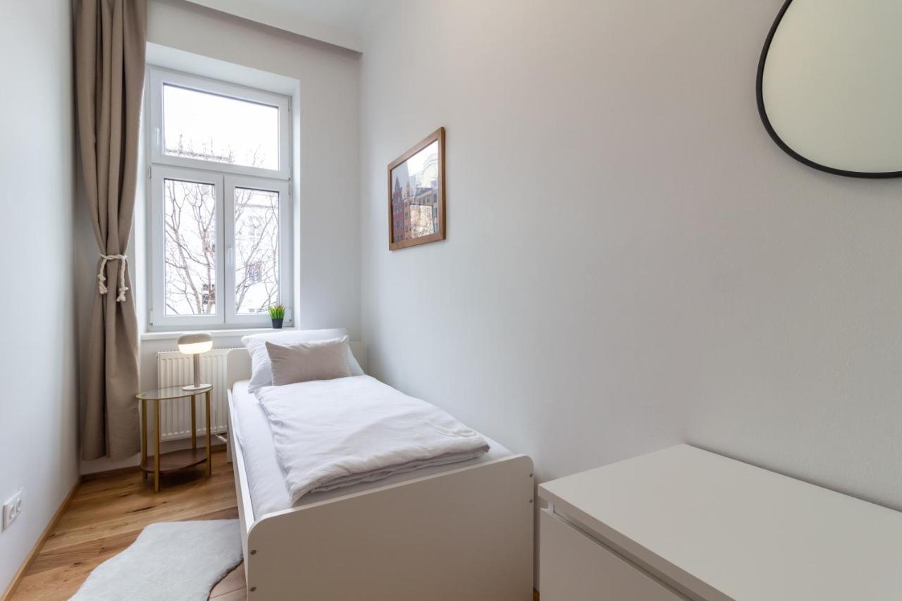 Cozy, Generous City Apartment - 10 Min To City-Centre - Contactless 24H Check-In Vídeň Exteriér fotografie
